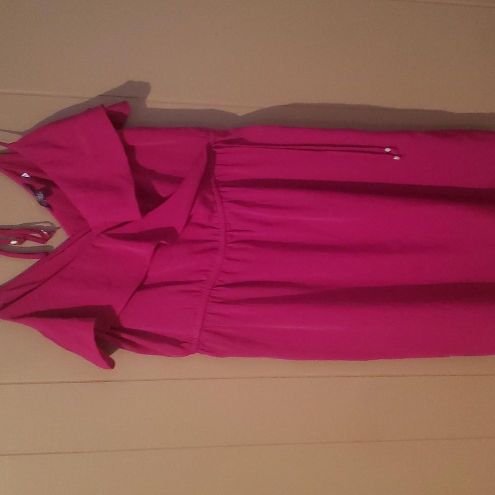 Dress - Picture 3 of 4